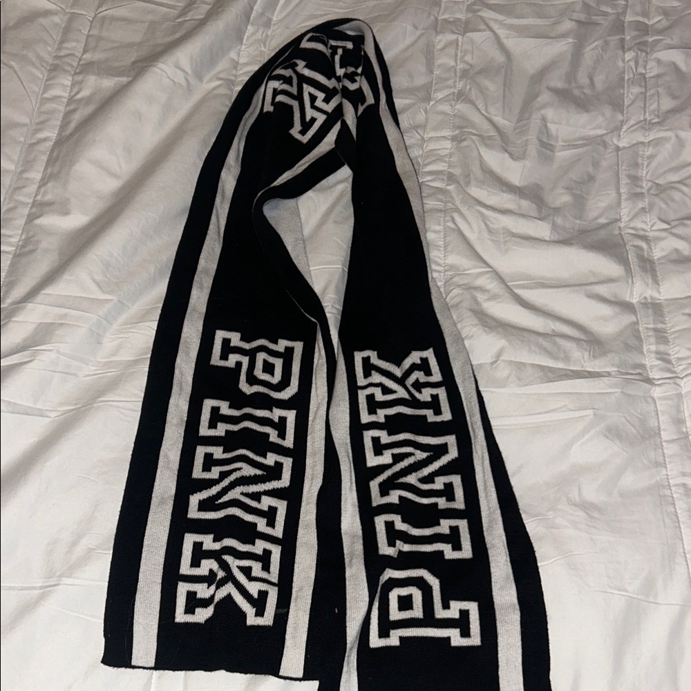 PINK Victoria's Secret Black and White Logo Scarf